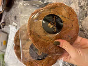 CustomBannersNow.Com - Circle Stickers