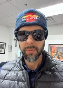 CustomBannersNow.Com - Soft Acrylic Fiber Beanies