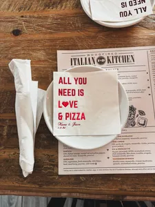 CustomBannersNow.Com - Custom Foil Stamped Beverage Napkin