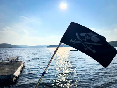 Rectangle Flag - Im a Pirates of the Caribbean and a Batman fan My boat is selling on the Clover Lake My flag is about that