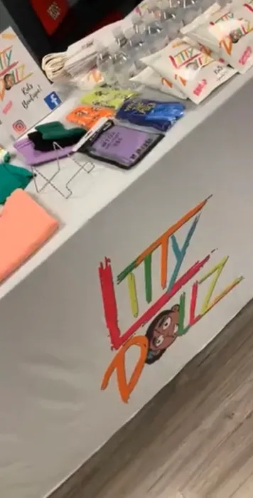 CustomBannersNow.Com