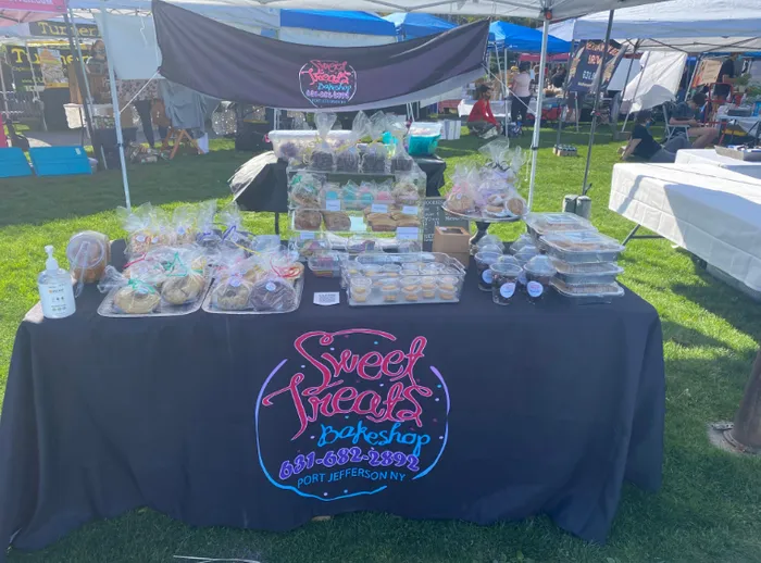 CustomBannersNow.Com