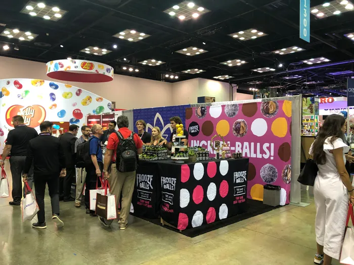 CustomBannersNow.Com