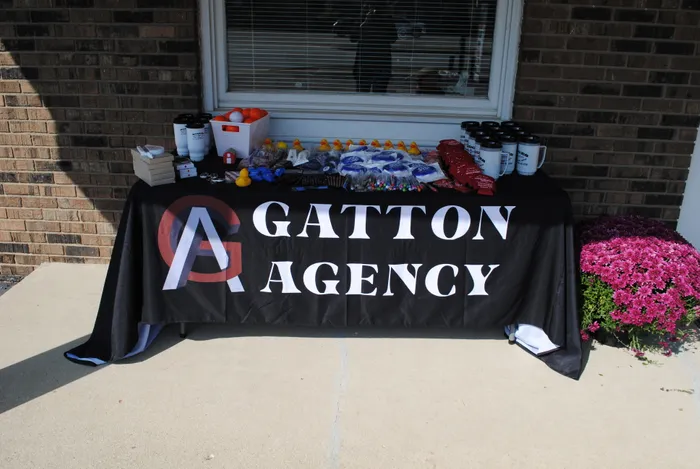 CustomBannersNow.Com