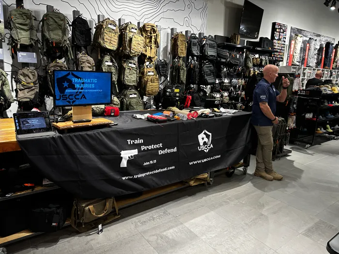 CustomBannersNow.Com