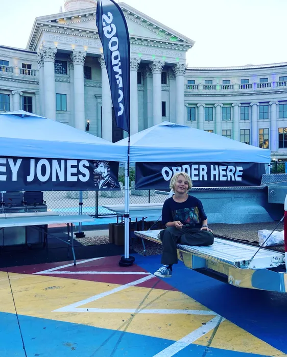 CustomBannersNow.Com