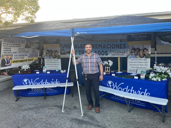 CustomBannersNow.Com