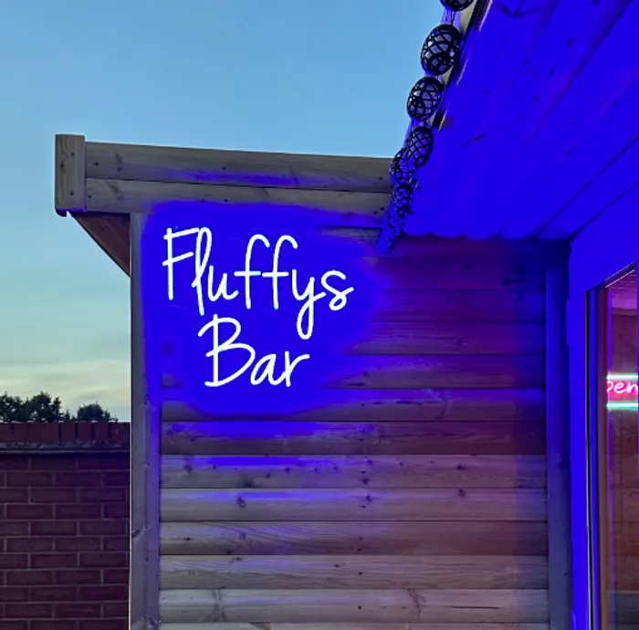 CustomBannersNow.Com - Custom Neon Sign