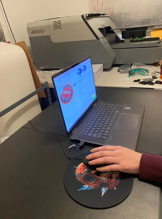 CustomBannersNow.Com - Custom Round Mouse Pad