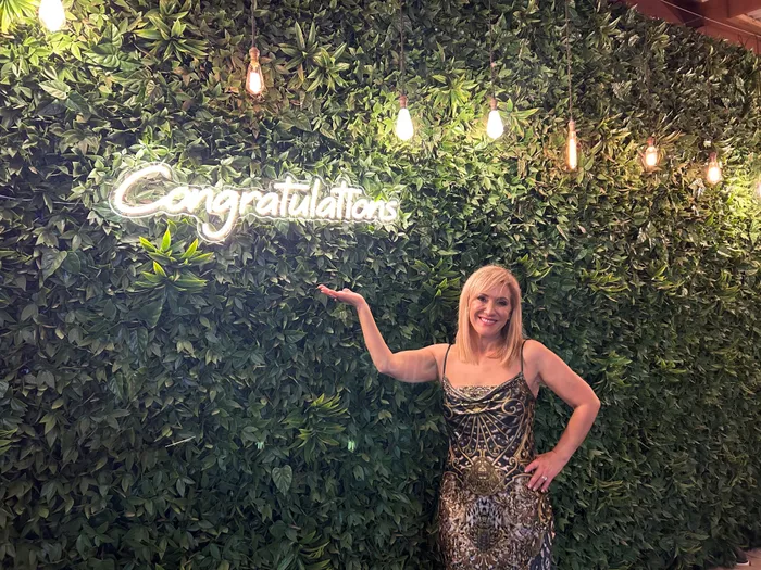 CustomBannersNow.Com - Custom Neon Sign