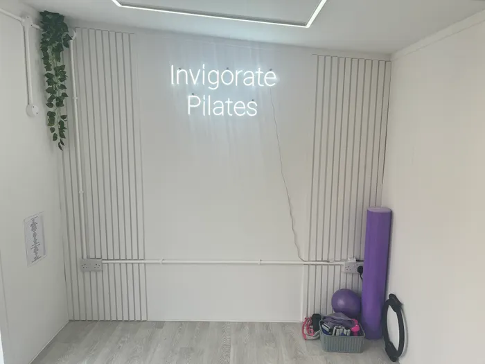 CustomBannersNow.Com - Custom Neon Sign