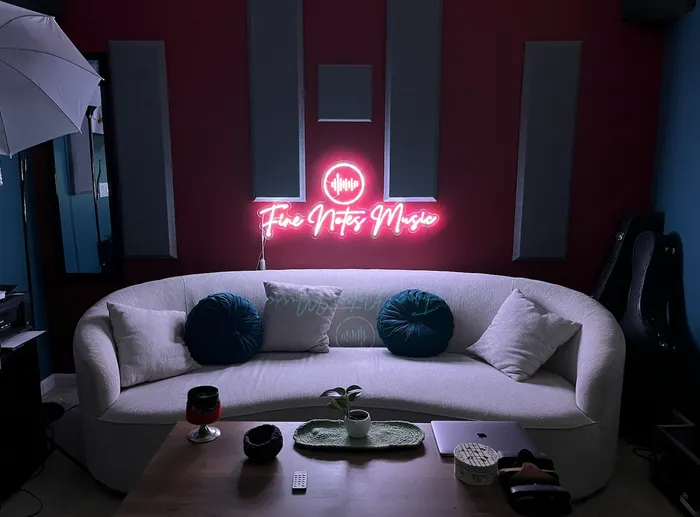 CustomBannersNow.Com - Artwork Neon Sign