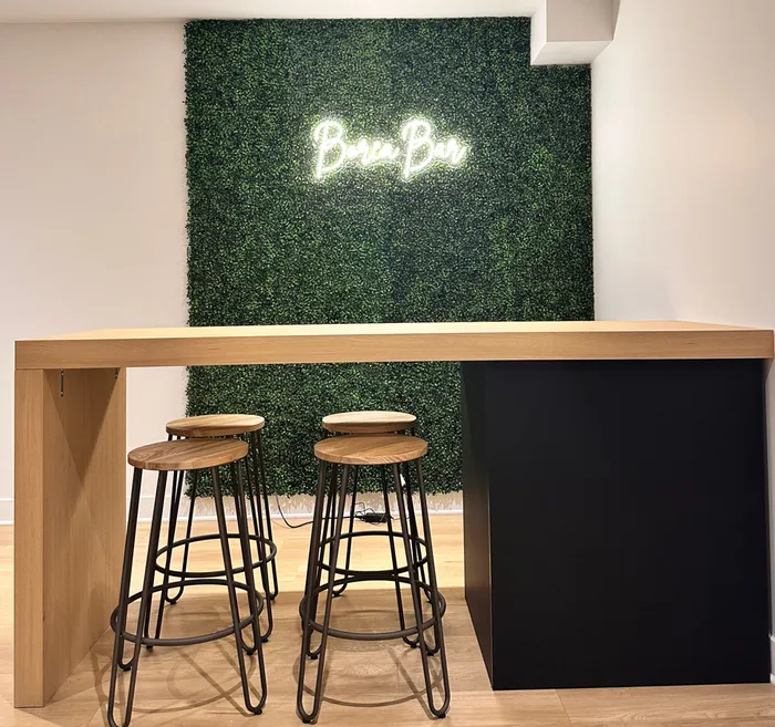 CustomBannersNow.Com - Custom Neon Sign