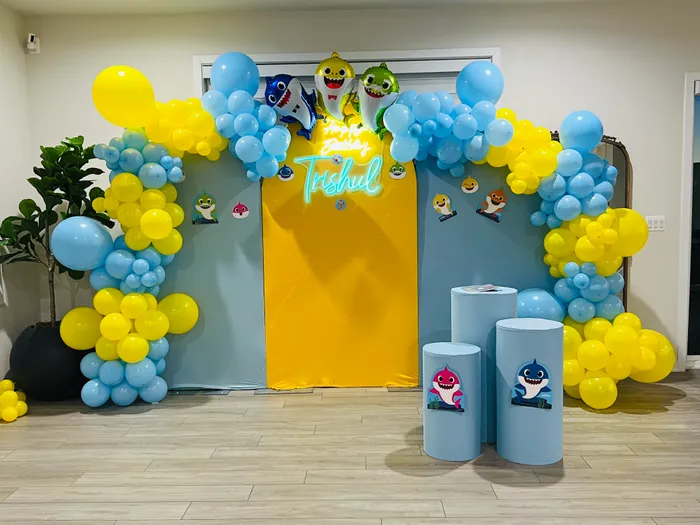 CustomBannersNow.Com - Custom Neon Sign