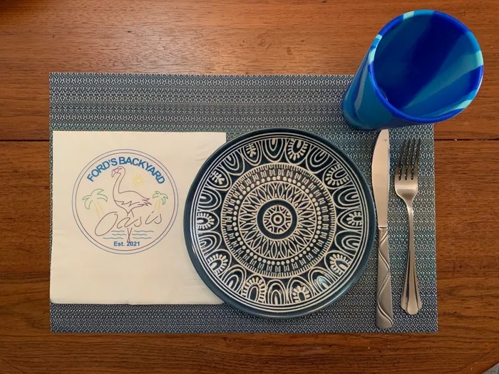 CustomBannersNow.Com - Custom Paper Dinner Napkin