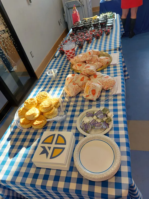 CustomBannersNow.Com - Custom Linen Luncheon Napkin