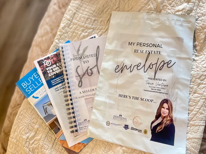 CustomBannersNow.Com - Custom Poly Mailer