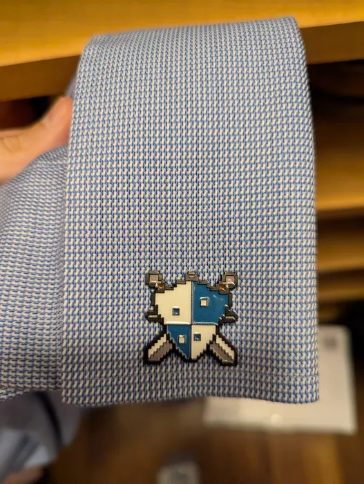 CustomBannersNow.Com - Soft Enamel Pin