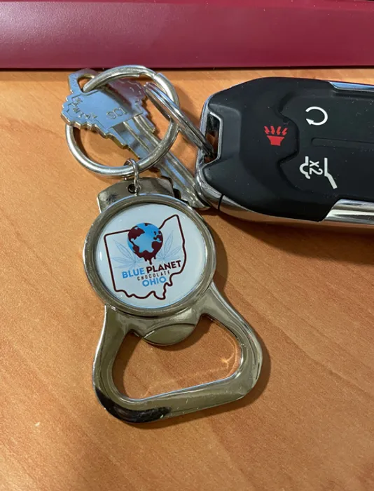 CustomBannersNow.Com - Bottle Opener Keychain
