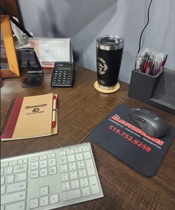 CustomBannersNow.Com - Custom Square Mouse Pad