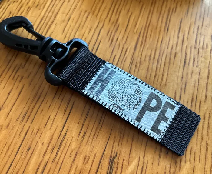 CustomBannersNow.Com - Woven Labels