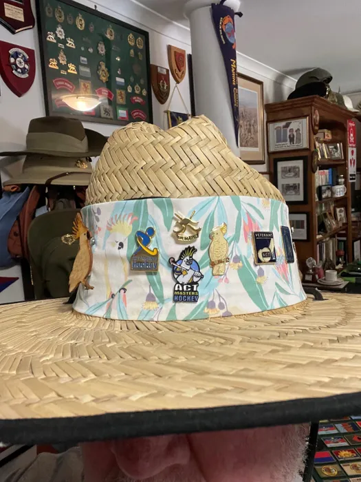 CustomBannersNow.Com - Soft Enamel Pin