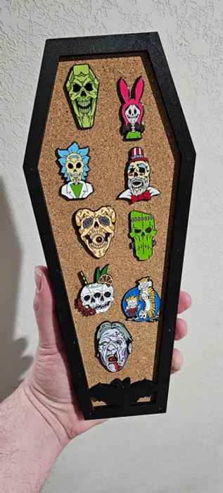 CustomBannersNow.Com - Hard Enamel Pin