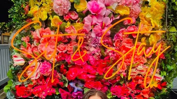 CustomBannersNow.Com - Custom Neon Sign