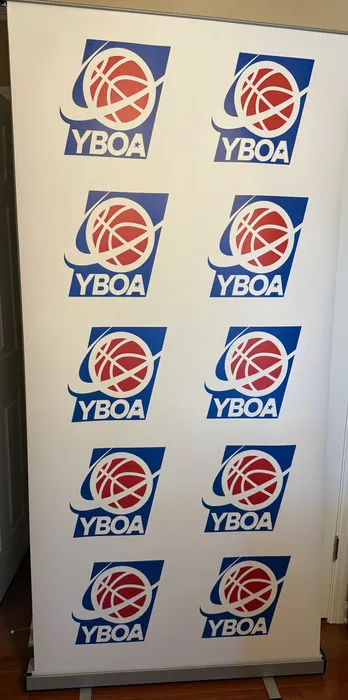 CustomBannersNow.Com - Roll Up Banner Stands