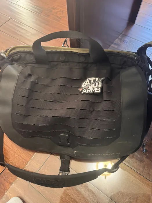 CustomBannersNow.Com - PVC Patches