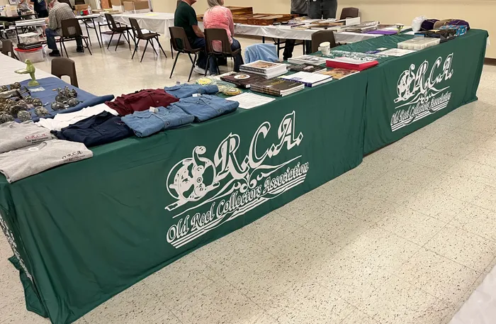 CustomBannersNow.Com - Custom Rectangle Table Covers