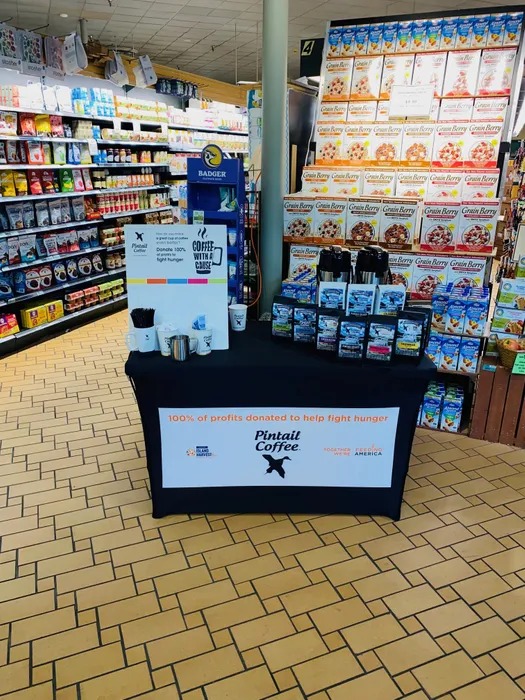 CustomBannersNow.Com - Custom Rectangle Table Covers