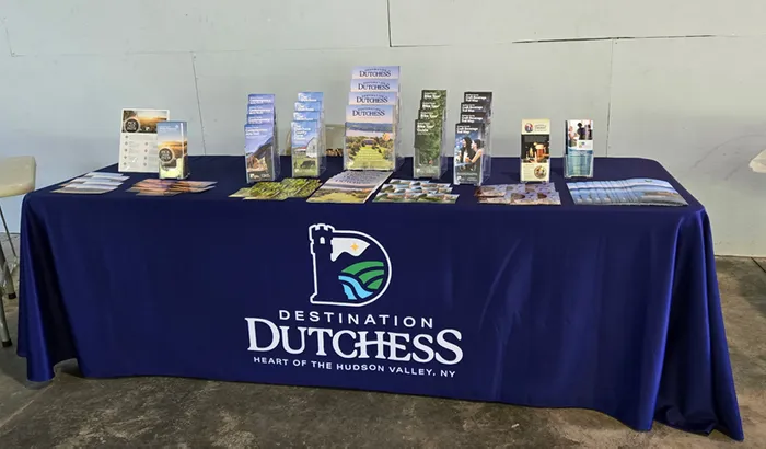 CustomBannersNow.Com - Custom Rectangle Table Covers