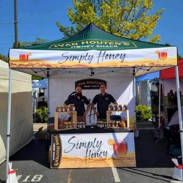 CustomBannersNow.Com - Custom Outdoor Canopy Tents 10ft X 10ft