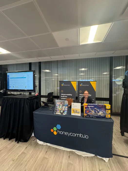 CustomBannersNow.Com - Custom Rectangle Table Covers