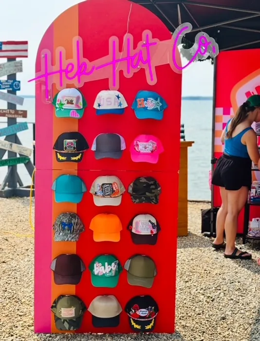 CustomBannersNow.Com - Custom Neon Sign