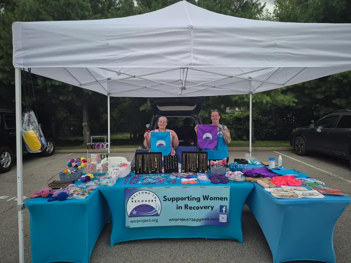 CustomBannersNow.Com - Custom Polyester Drawstring Bag