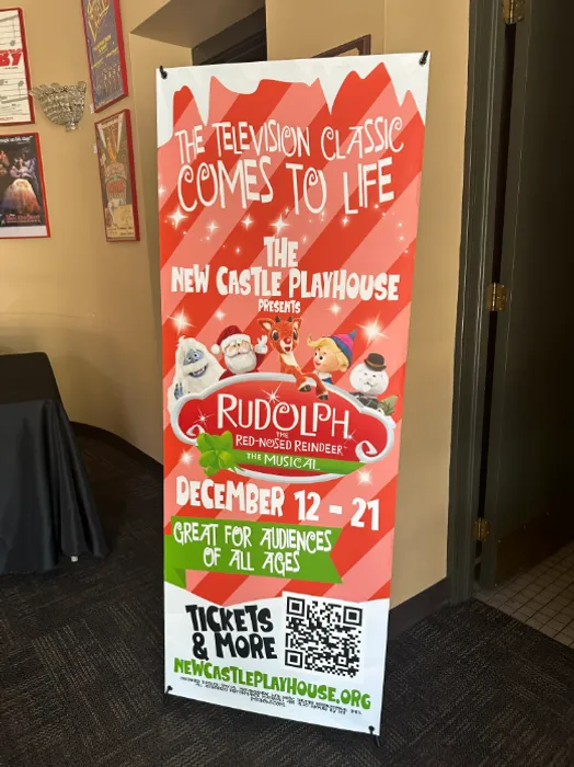 CustomBannersNow.Com - Korean Style X Banner Stands