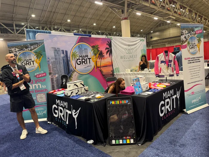 CustomBannersNow.Com - Custom Rectangle Table Covers