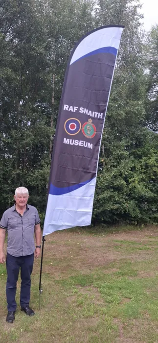 CustomBannersNow.Com - Feather Flag