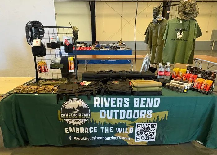 CustomBannersNow.Com - Custom Rectangle Table Covers