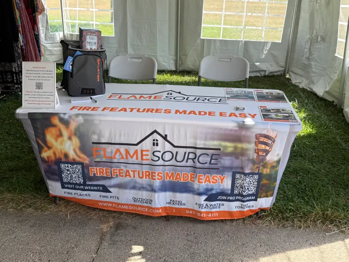 CustomBannersNow.Com - Custom Zip Up Trade Show Display Tension Fabric 10' x 8'