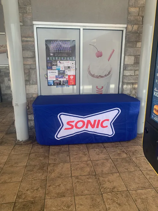 CustomBannersNow.Com - Custom Rectangle Table Covers