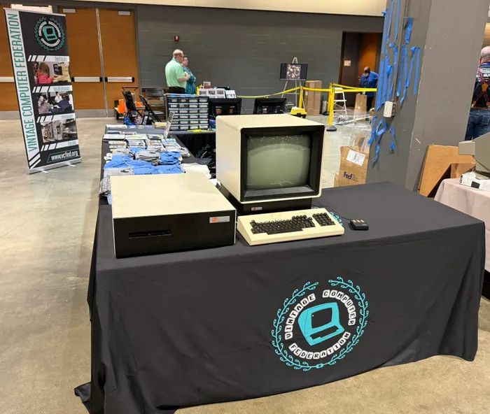 CustomBannersNow.Com - Custom Rectangle Table Covers