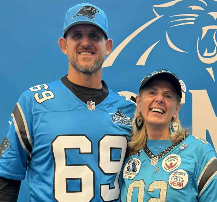 CustomBannersNow.Com - Embroidered Patches