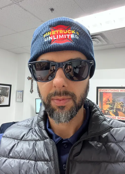 CustomBannersNow.Com - Soft Acrylic Fiber Beanies