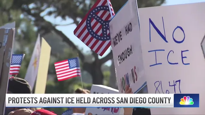 CustomBannersNow.Com - Custom Hand Flags