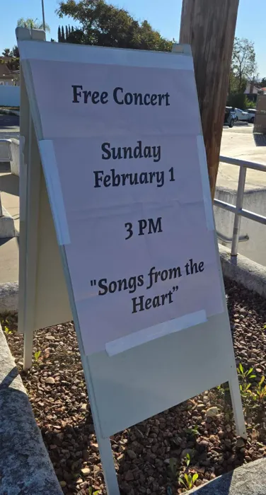 CustomBannersNow.Com - Custom Vinyl Banners