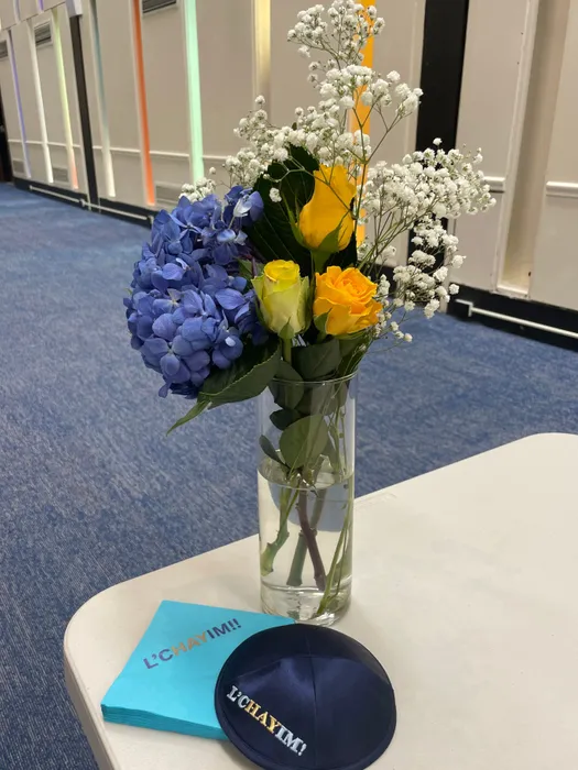 CustomBannersNow.Com - Custom Foil Stamped Beverage Napkin