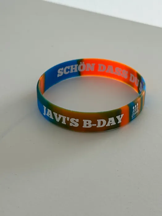 CustomBannersNow.Com - Printed Wristbands